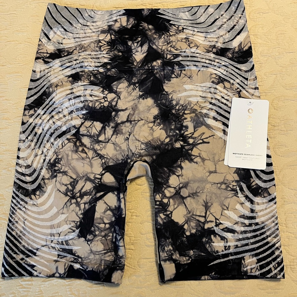 Athleta Motive Seamless Short